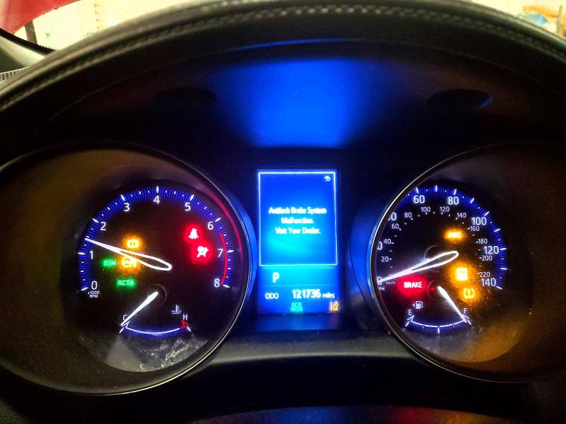 Photo 9 from auction – 2018 TOYOTA C-HR with VIN NMTKHMBX2JR034537
