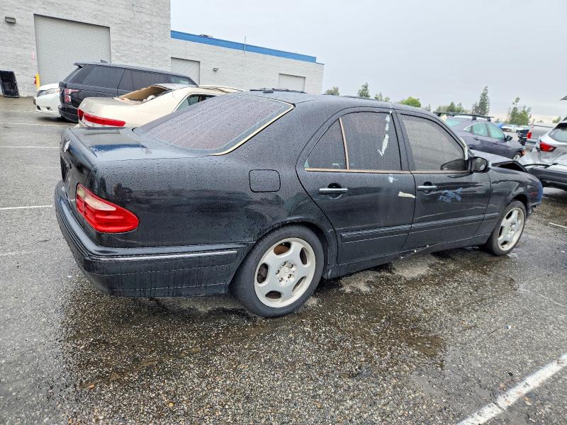 Photo 3 from auction – 2001 MERCEDES-BENZ E with VIN WDBJF70J21X061541