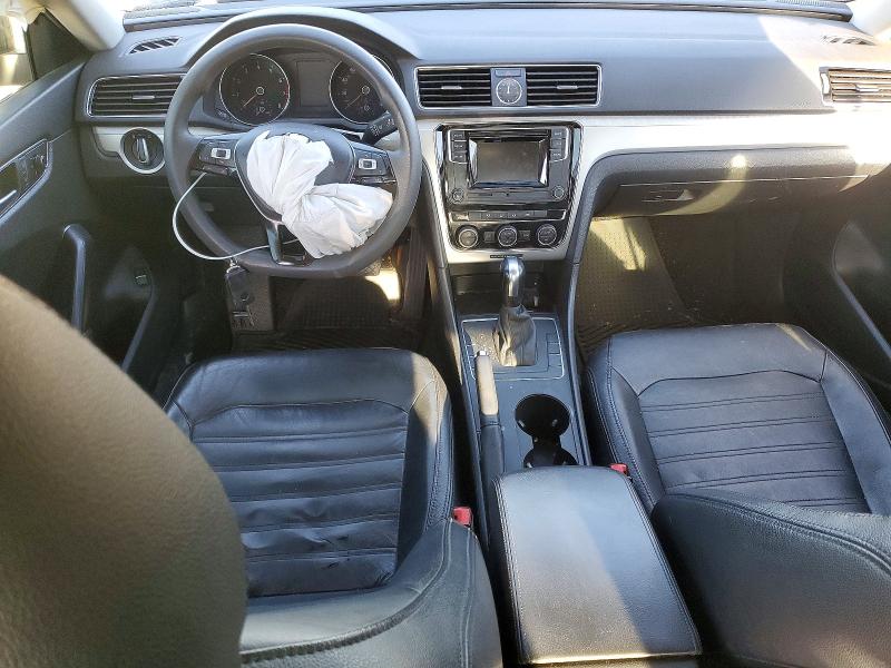 Photo 8 from auction – 2016 VOLKSWAGEN PASSAT S with VIN 1VWAT7A32GC053303