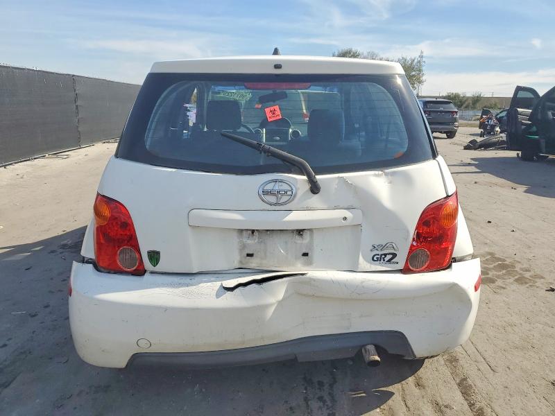 Photo 6 from auction – 2004 TOYOTA SCION XA with VIN JTKKT624040078196