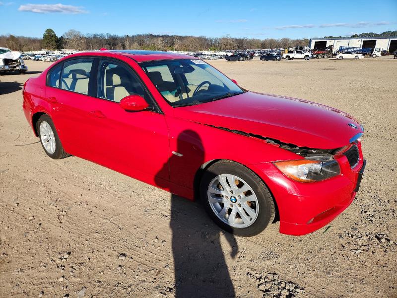 Photo 4 from auction – 2007 BMW 328 I with VIN WBAVA37527NL11302