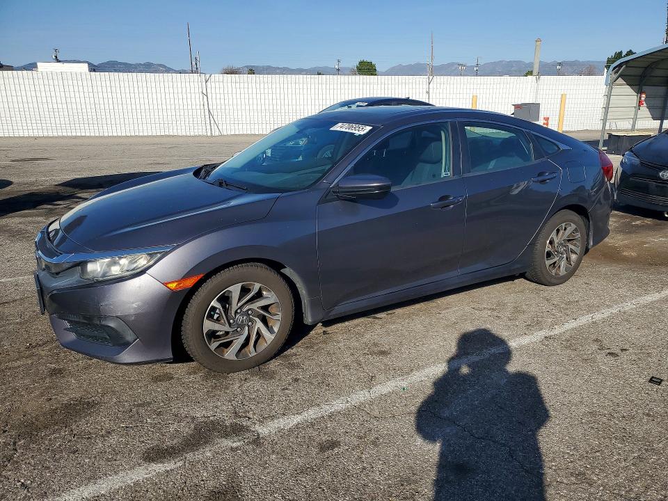HONDA CIVIC EX 2016 with VIN 2HGFC2F78GH565346 - Photo from auction
