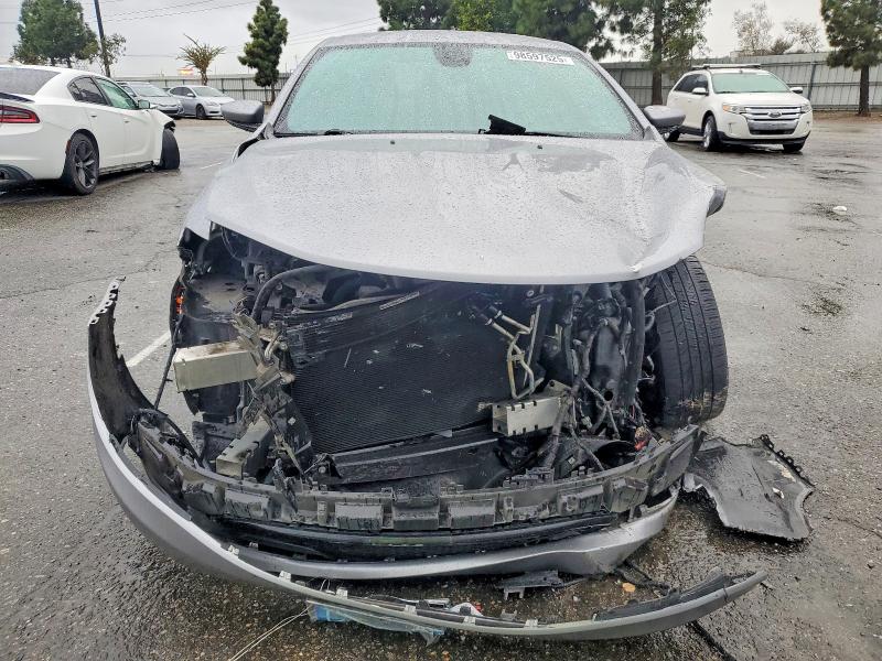 Photo 5 from auction – 2015 CHRYSLER 200 with VIN 1C3CCCBB2FN681833