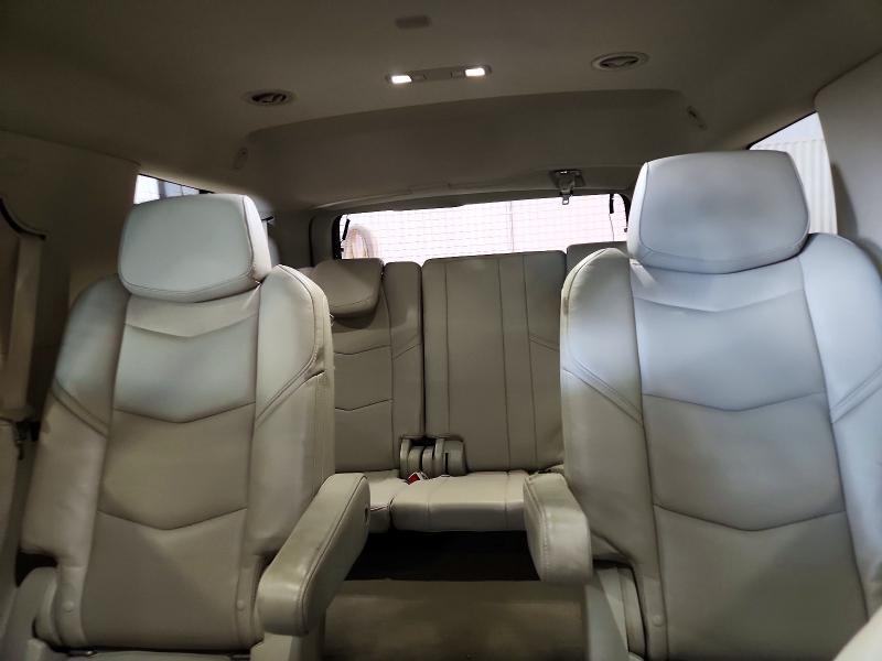 Photo 10 from auction – 2015 CADILLAC ESCALADE with VIN 1GYS4MKJ2FR690519