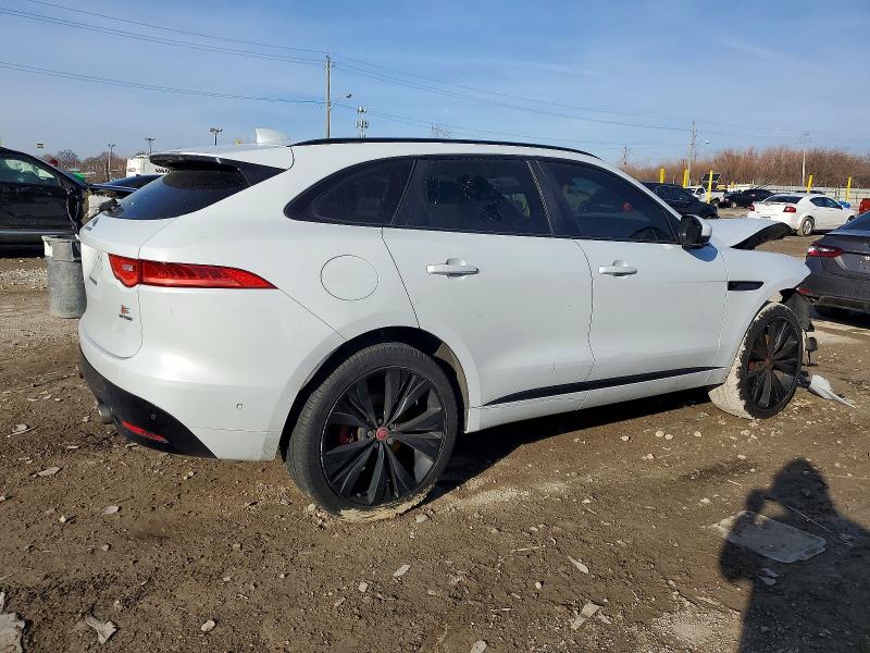 Photo 3 from auction – 2017 JAGUAR F-PACE S with VIN SADCM2BV8HA489179