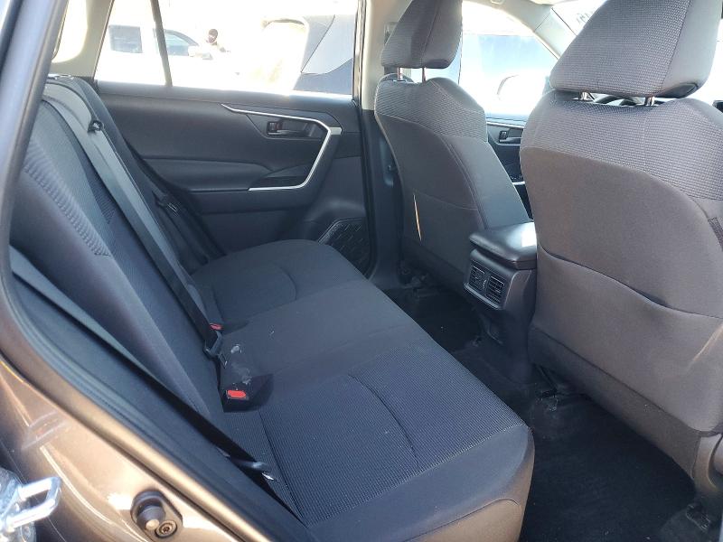 Photo 10 from auction – 2024 TOYOTA RAV4 LE with VIN 2T3G1RFV4RC465765