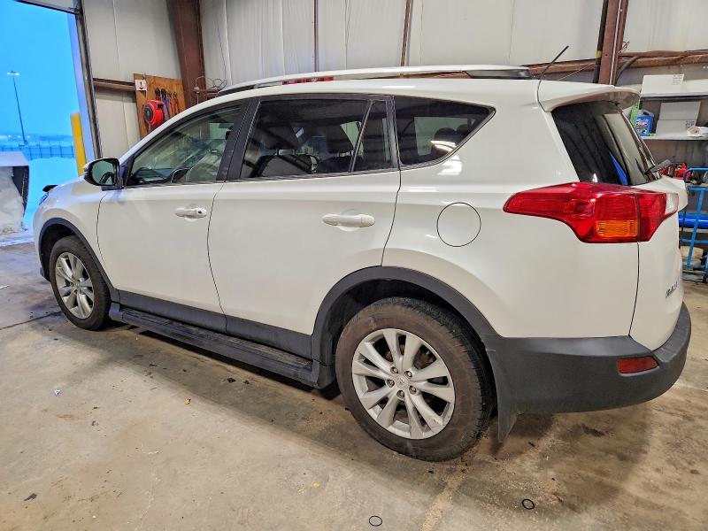 Photo 2 from auction – 2015 TOYOTA RAV4 LIMIT with VIN 2T3DFREV9FW247661