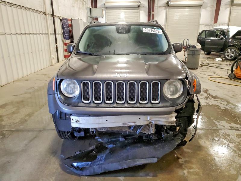 Photo 5 from auction – 2017 JEEP RENEGADE L with VIN ZACCJBBB6HPG41812