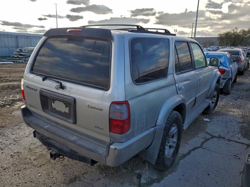 Photo 3 from auction – 2001 TOYOTA 4RUNNER LI with VIN JT3GN87R010208940