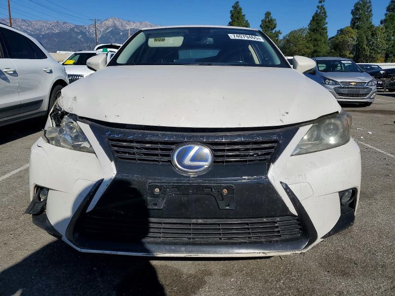 Photo 5 from auction – 2015 LEXUS CT 200 with VIN JTHKD5BH7F2249419