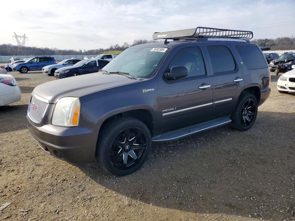 GMC YUKON 2011 with VIN 1GKS2GEJ9BR224528 - Photo from auction