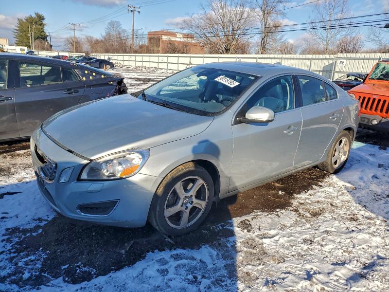 VOLVO S60 T5 2013 with VIN YV1612FH1D2224169 - Photo from auction