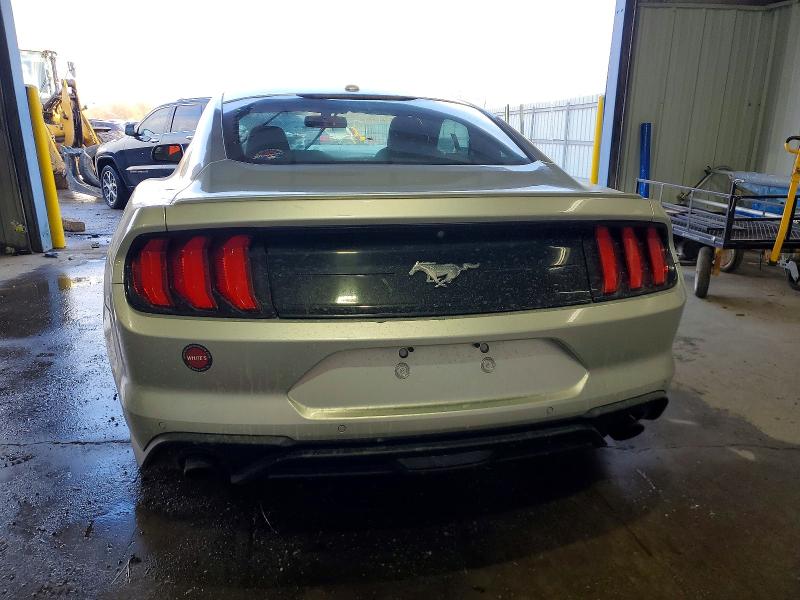 Photo 6 from auction – 2018 FORD MUSTANG with VIN 1FA6P8TH6J5124631