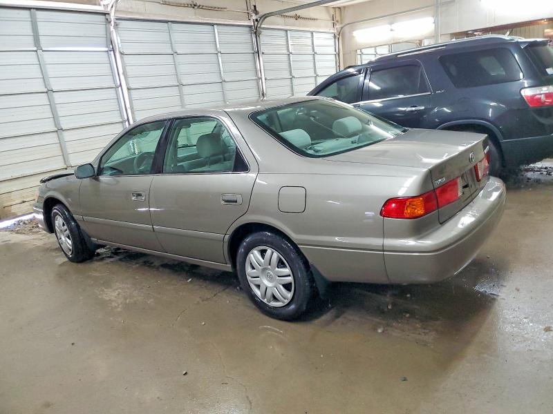 Photo 2 from auction – 2001 TOYOTA CAMRY LE with VIN 4T1BF22K81U123312
