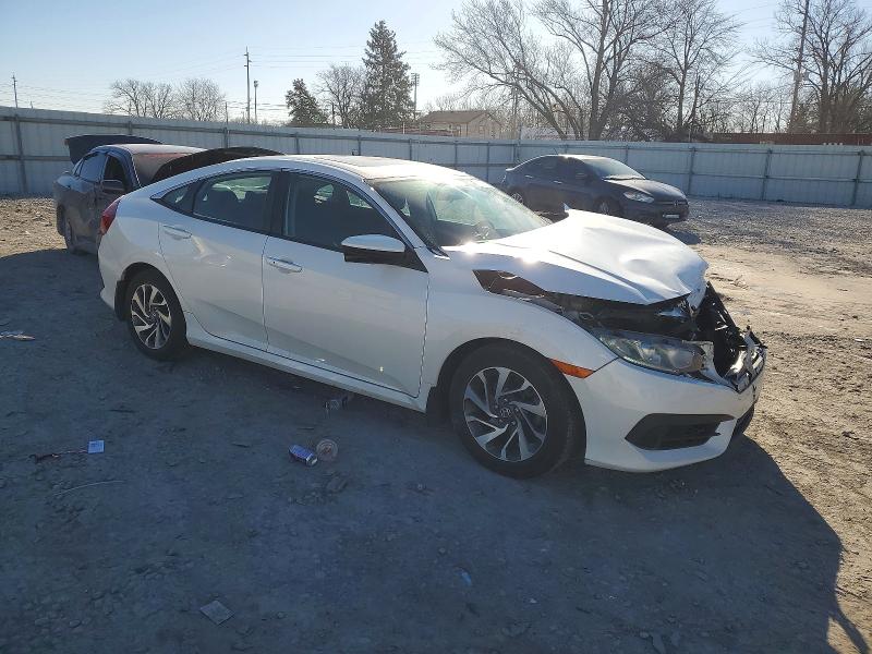 Photo 4 from auction – 2016 HONDA CIVIC with VIN 19XFC2F76GE064210