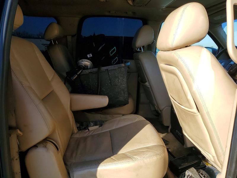 Photo 11 from auction – 2010 CADILLAC ESCALADE E with VIN 1GYUKJEF1AR103157