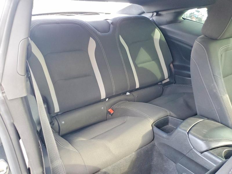 Photo 10 from auction – 2021 CHEVROLET CAMARO LS with VIN 1G1FB1RX8M0106009