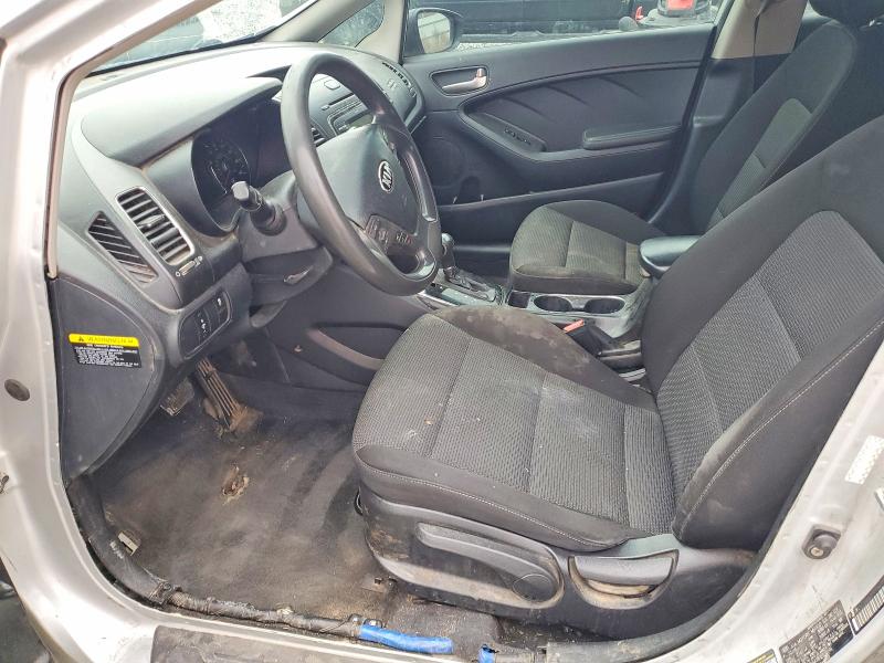 Photo 7 from auction – 2017 KIA FORTE with VIN 3KPFK4A78HE071294