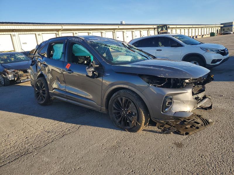 Photo 4 from auction – 2023 FORD ESCAPE with VIN 1FMCU9PA1PUA97339