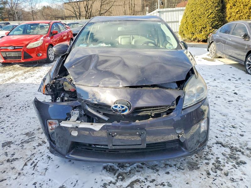 Photo 5 from auction – 2011 TOYOTA PRIUS with VIN JTDKN3DU2B0247418