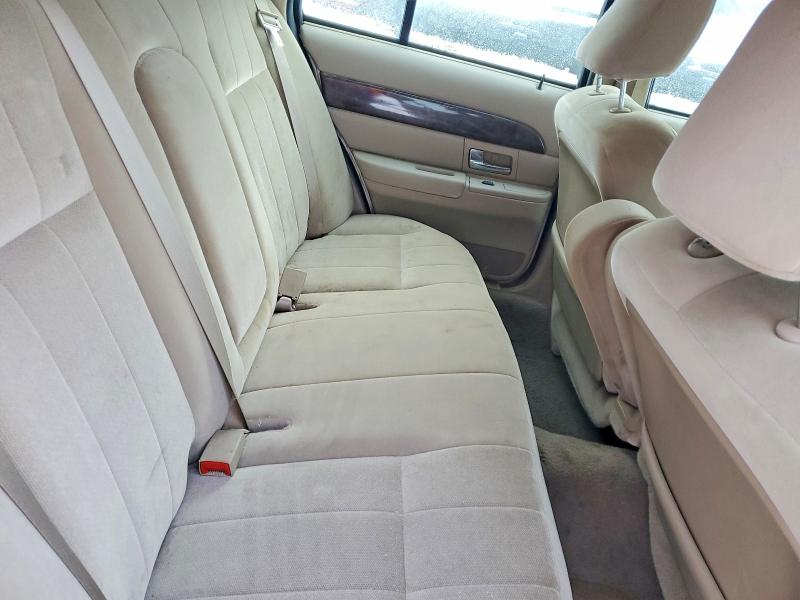 Photo 10 from auction – 2005 MERCURY GRAND MARQ with VIN 2MEFM74W25X616781