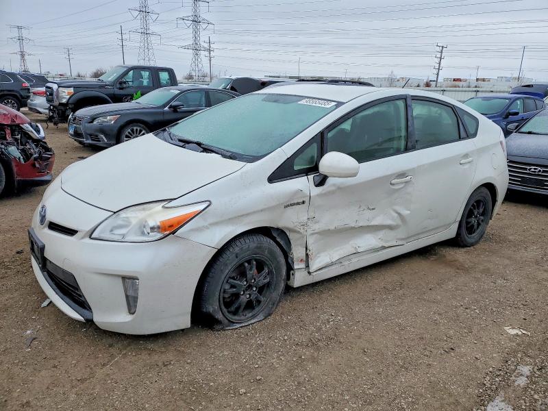 TOYOTA PRIUS 2015 with VIN JTDKN3DUXF0447713 - Photo from auction