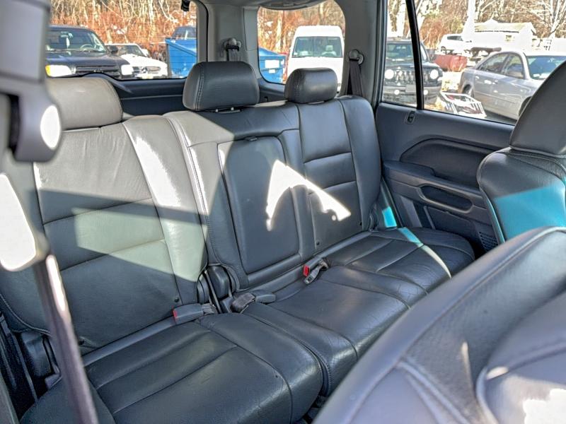 Photo 6 from auction – 2007 HONDA PILOT EXL with VIN 2HKYF18517H511494