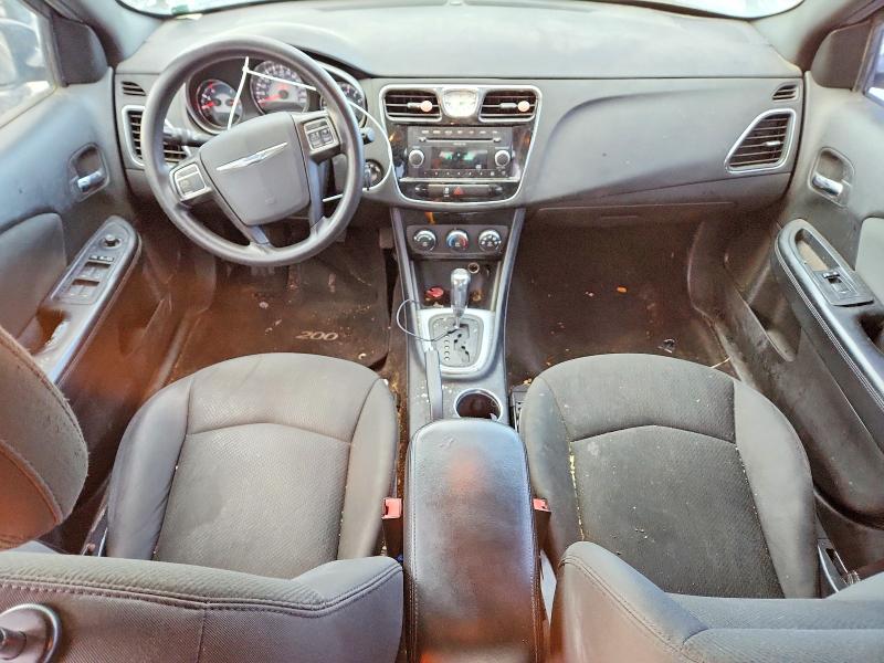 Photo 8 from auction – 2011 CHRYSLER 200 LX with VIN 1C3BC4FB0BN600317