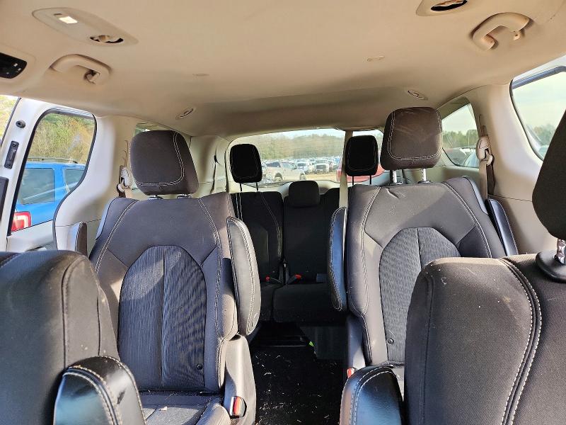 Photo 10 from auction – 2020 CHRYSLER VOYAGER LX with VIN 2C4RC1CG1LR110479