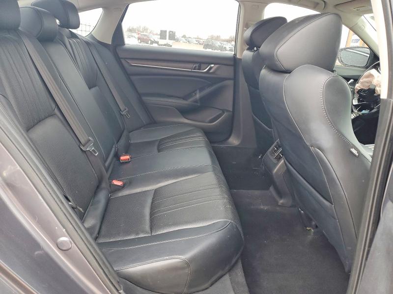 Photo 10 from auction – 2018 HONDA ACCORD with VIN 1HGCV2F99JA051204