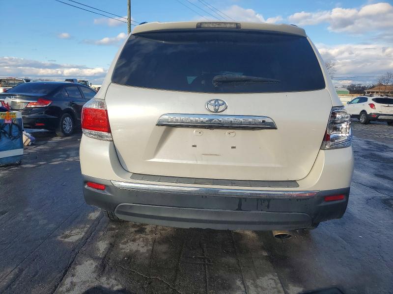 Photo 6 from auction – 2012 TOYOTA HIGHLANDER with VIN 5TDYK3EH1CS074848
