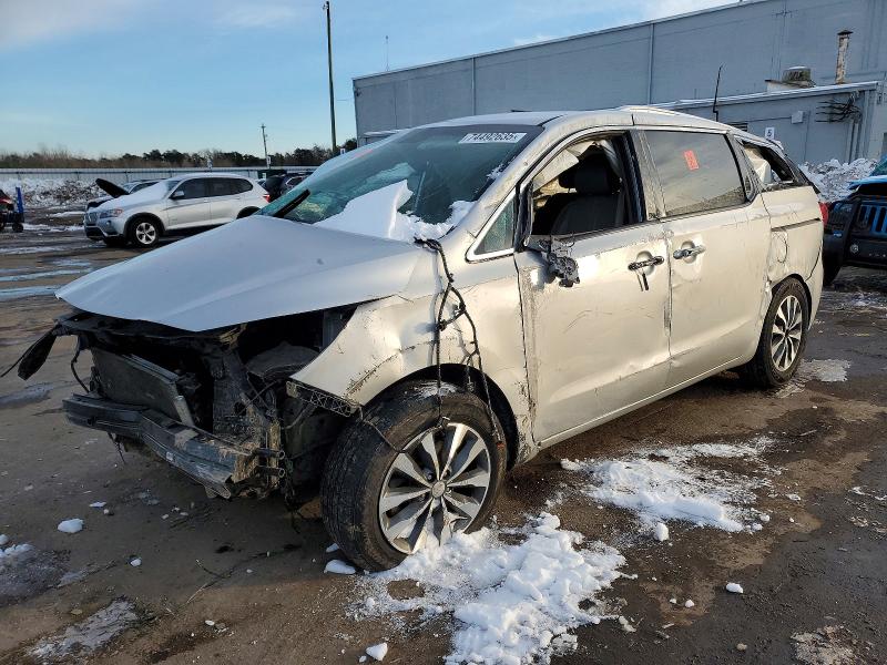 KIA SEDONA 2018 with VIN KNDMC5C1XJ6423399 - Photo from auction