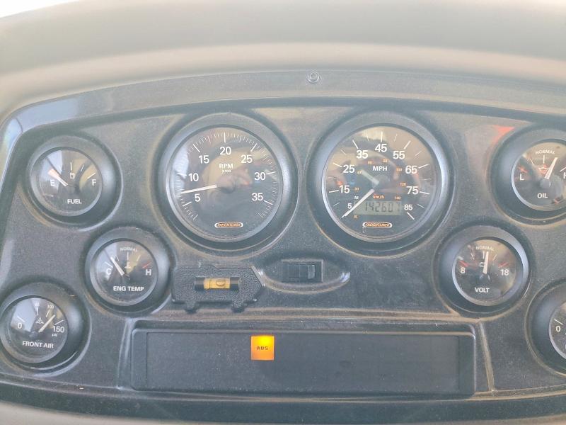 Photo 8 from auction – 2004 FREIGHTLINER CHASSIS X with VIN 4UZAAHBV24CM81507