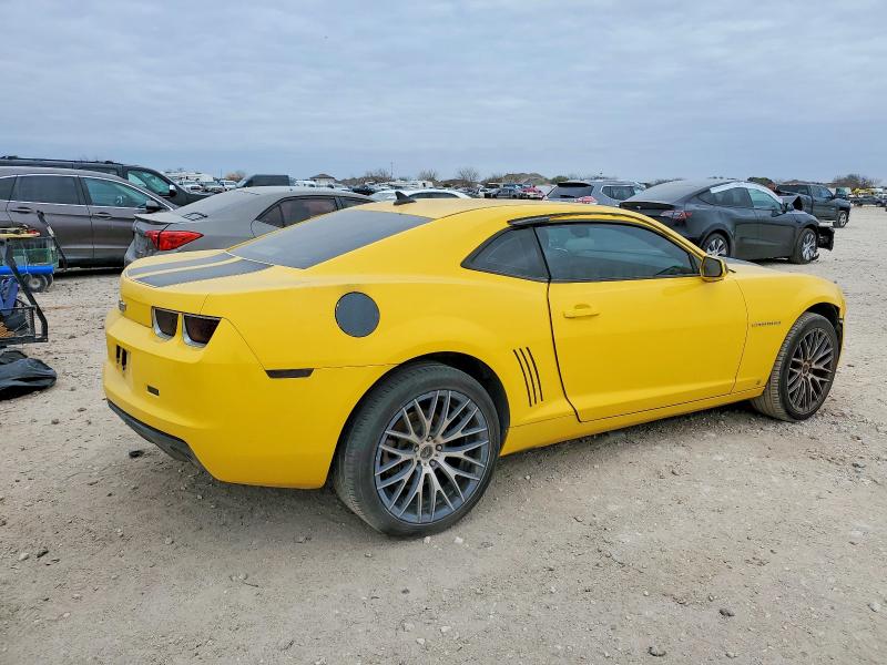 Photo 3 from auction – 2010 CHEVROLET CAMARO with VIN 2G1FA1EV0A9116347
