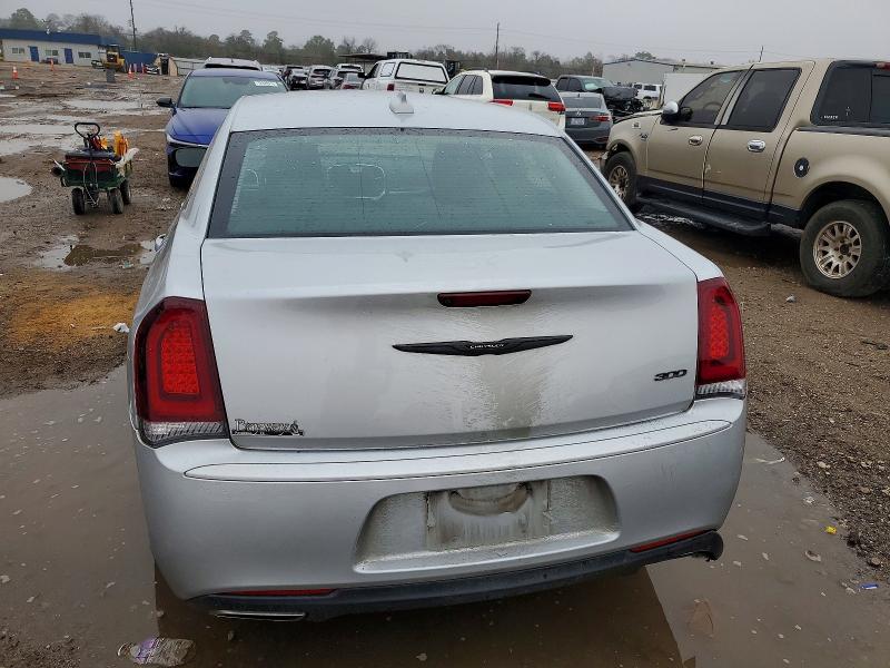 Zdjęcie 6 z aukcji – 2021 CHRYSLER 300 z VIN 2C3CCAAG1MH580189