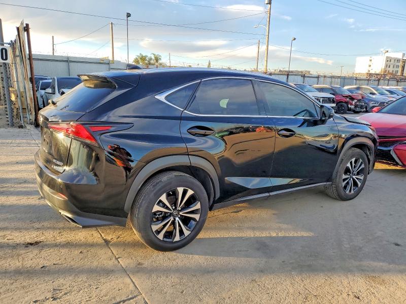 Photo 3 from auction – 2020 LEXUS NX 300 F S with VIN JTJSARDZXL5010283