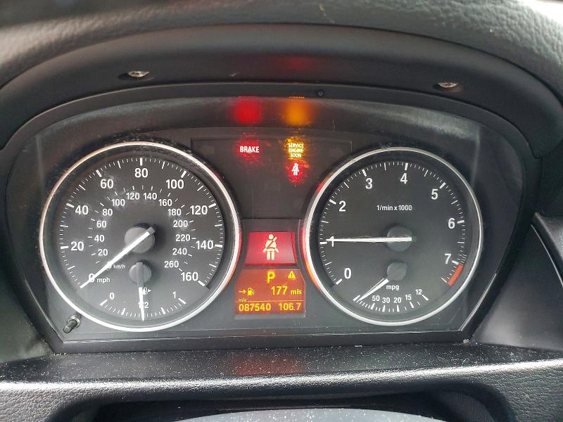 Photo 9 from auction – 2013 BMW X1 SDRIVE2 with VIN WBAVM1C59DVW44450