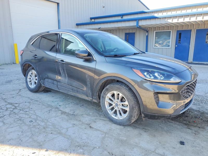 Photo 4 from auction – 2020 FORD ESCAPE with VIN 1FMCU9G65LUC75016