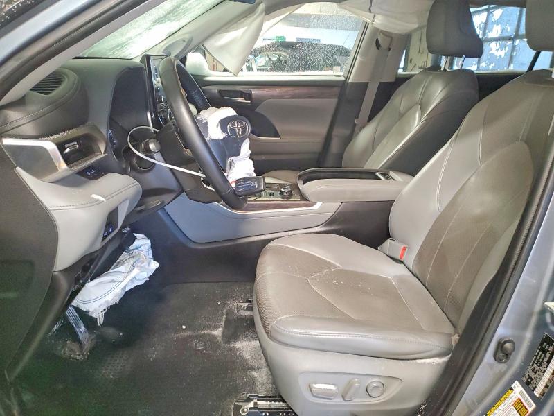 Photo 7 from auction – 2020 TOYOTA HIGHLANDER with VIN 5TDDZRBH4LS039979