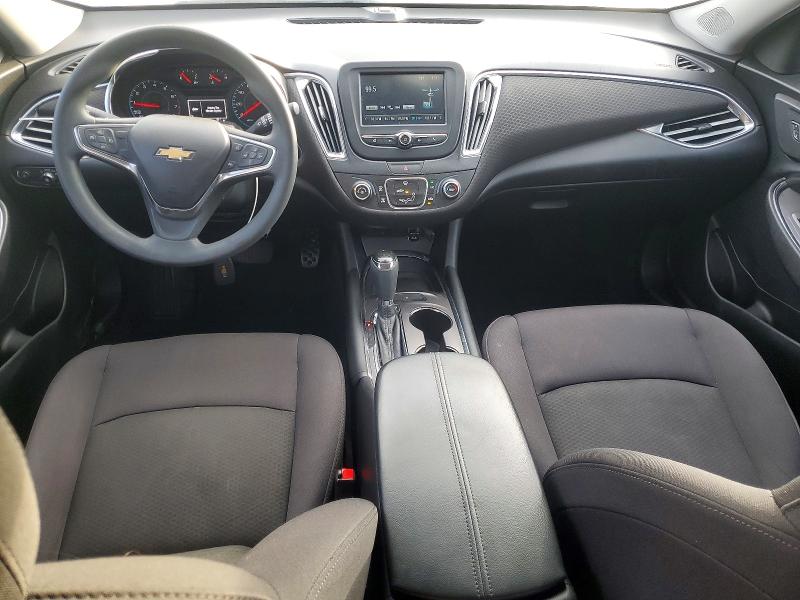Photo 8 from auction – 2017 CHEVROLET MALIBU LT with VIN 1G1ZE5ST9HF258337