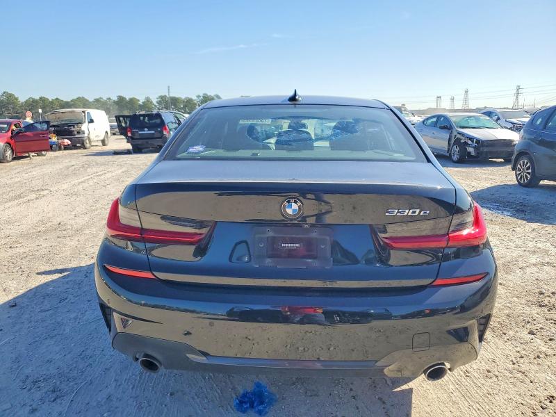 Photo 6 from auction – 2021 BMW 330E with VIN WBA5P7C04MFK24328