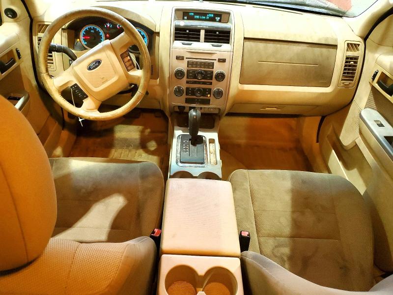 Photo 8 from auction – 2010 FORD ESCAPE XLT with VIN 1FMCU0D78AKB11762