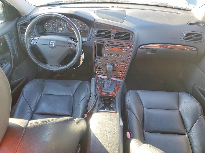 Photo 8 from auction – 2005 VOLVO S60 2.5T with VIN YV1RH592052467023