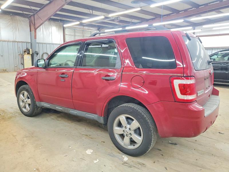 Photo 2 from auction – 2010 FORD ESCAPE XLT with VIN 1FMCU0D76AKC29664