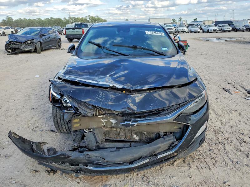 Photo 5 from auction – 2020 CHEVROLET MALIBU with VIN 1G1ZD5ST7LF135342