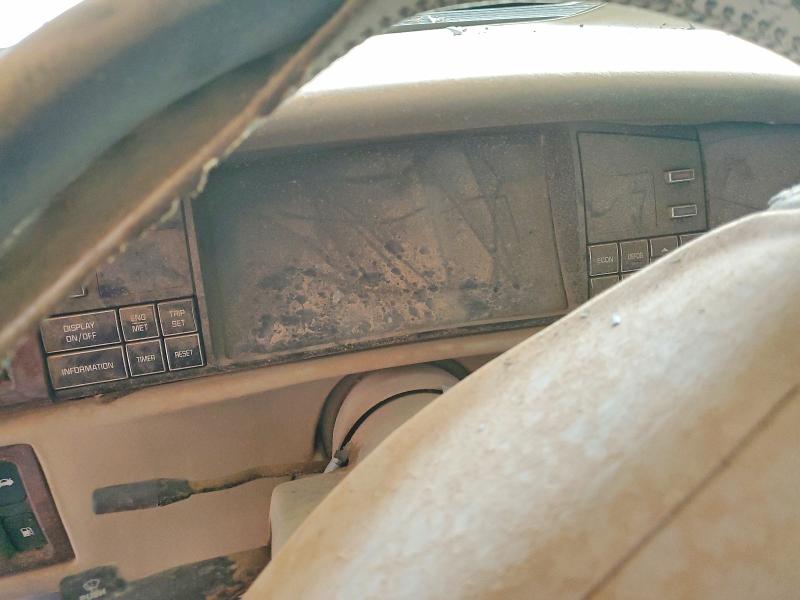 Photo 9 from auction – 1994 CADILLAC DEVILLE with VIN 1G6KF52Y5RU284144