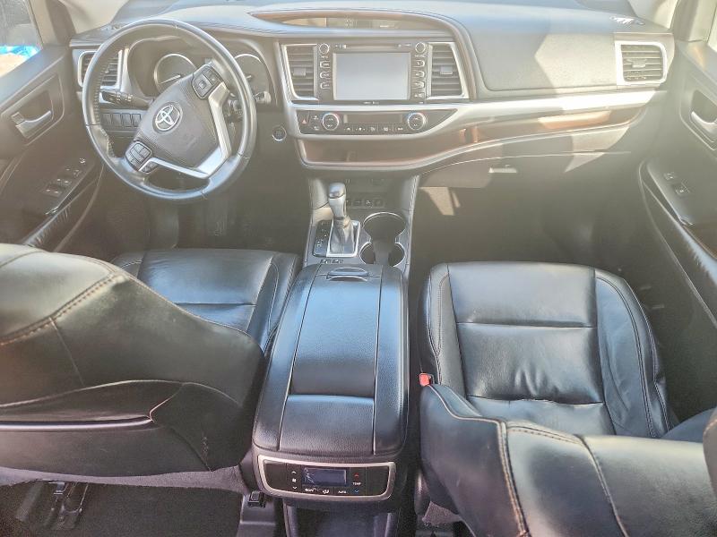 Фото 8 с аукциона – 2015 TOYOTA HIGHLANDER с VIN 5TDJKRFH6FS212827