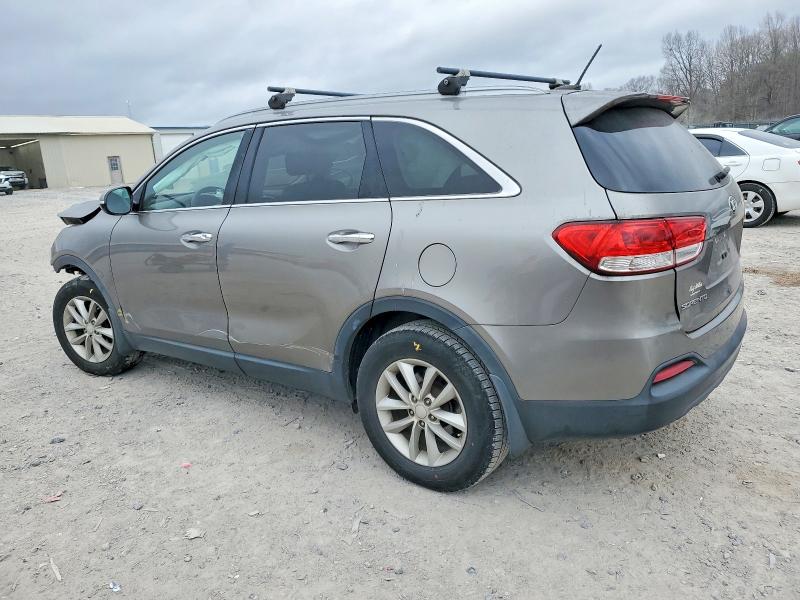 Photo 2 from auction – 2017 KIA SORENTO LX with VIN 5XYPG4A38HG266088