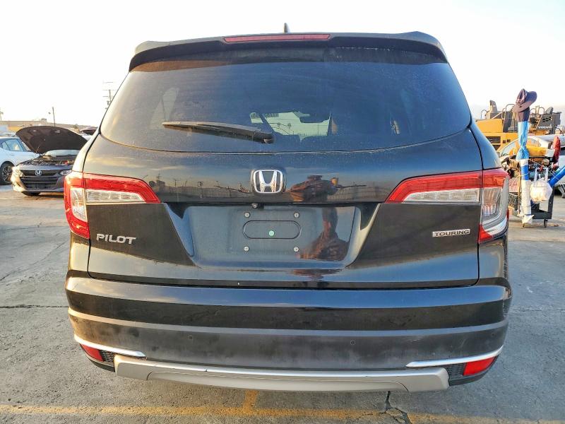 Photo 6 from auction – 2019 HONDA PILOT with VIN 5FNYF5H91KB004662