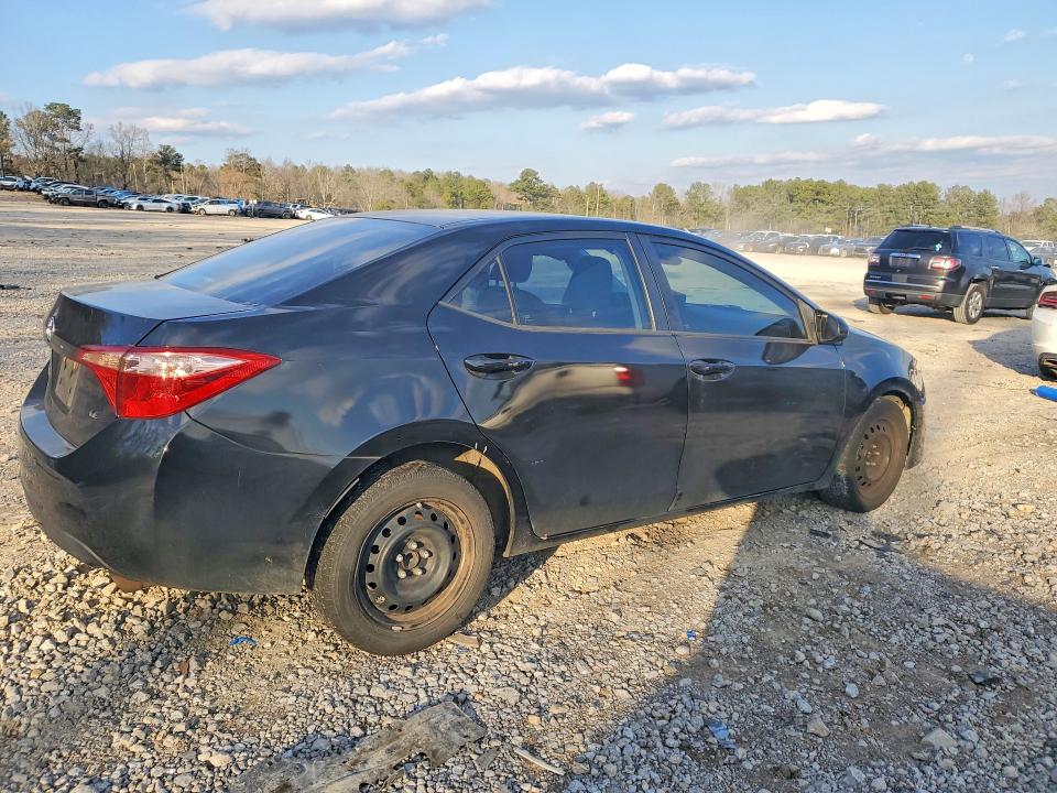 Photo 3 from auction – 2019 TOYOTA COROLLA with VIN 2T1BURHE5KC187973